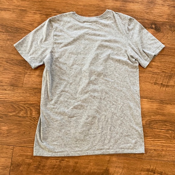 Nike Shirt Top Women’s small Camo T-shirt - Picture 4 of 4